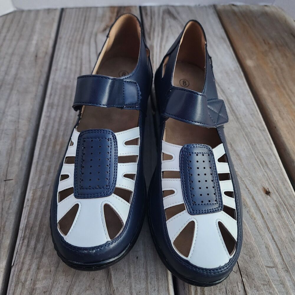 New Womens White & Navy TwoToned Adjustabled Strap Comfort Lightweight Shoes Sz8